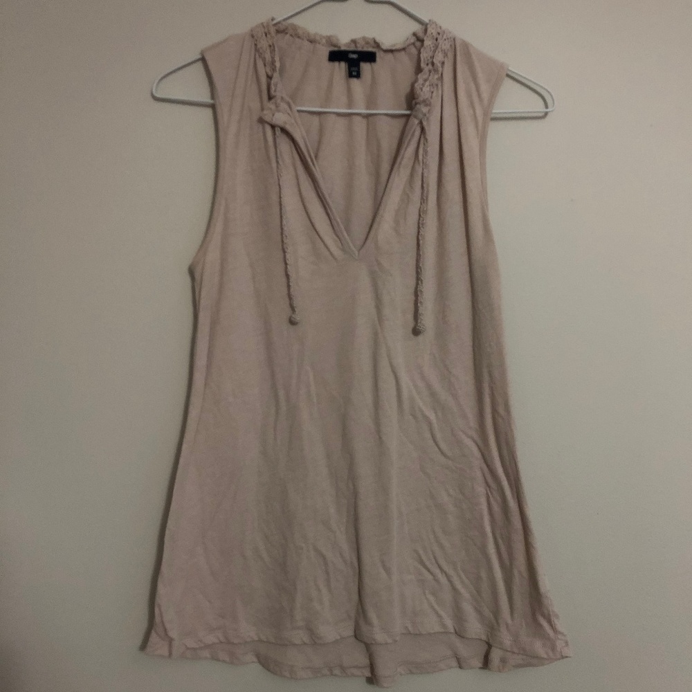 GAP XS sleeveless top
